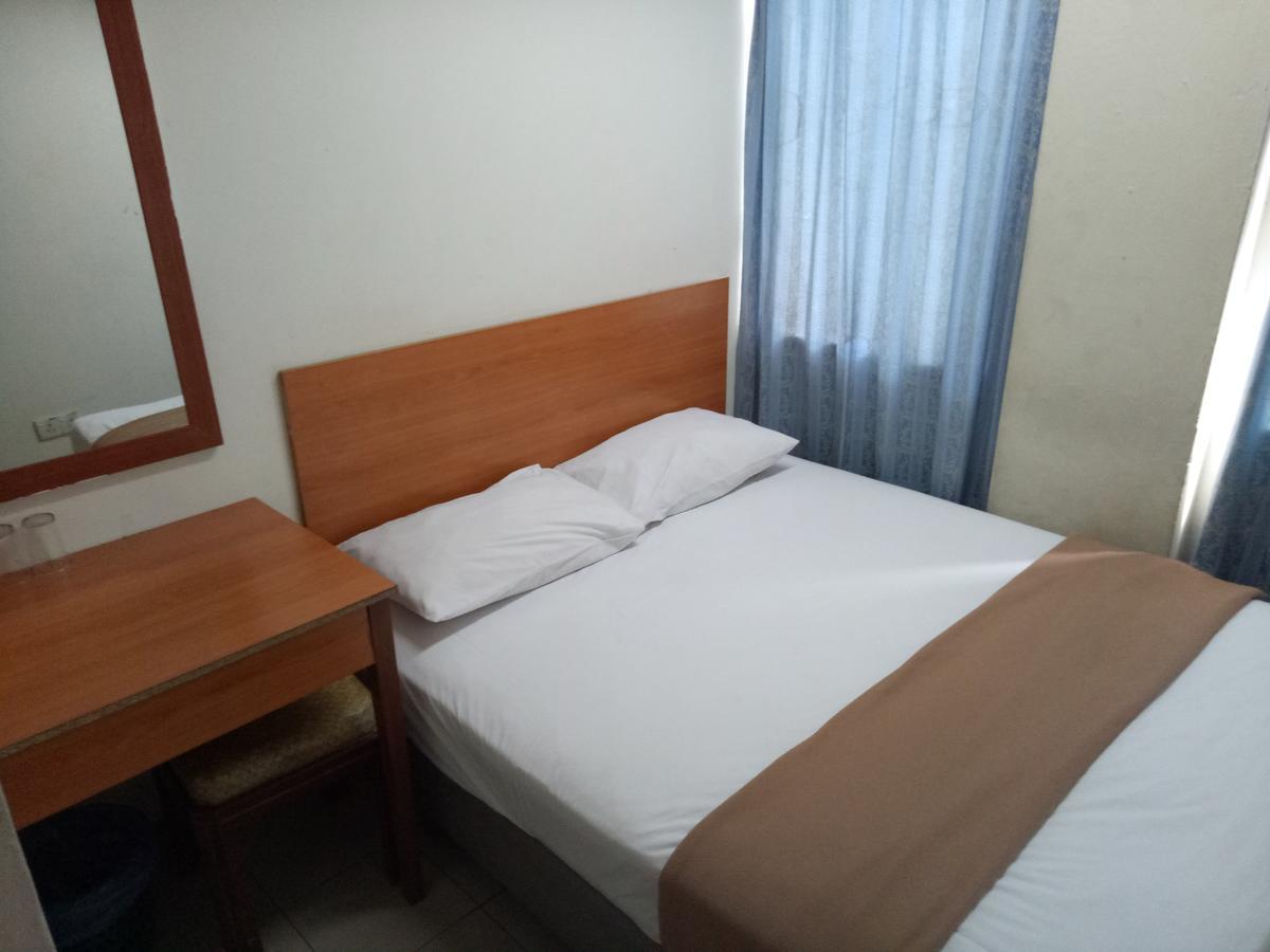 Hotel Hibiscus City Куала Лумпур Екстериор снимка
